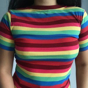 Ribbed t-shirt with colourful stripes